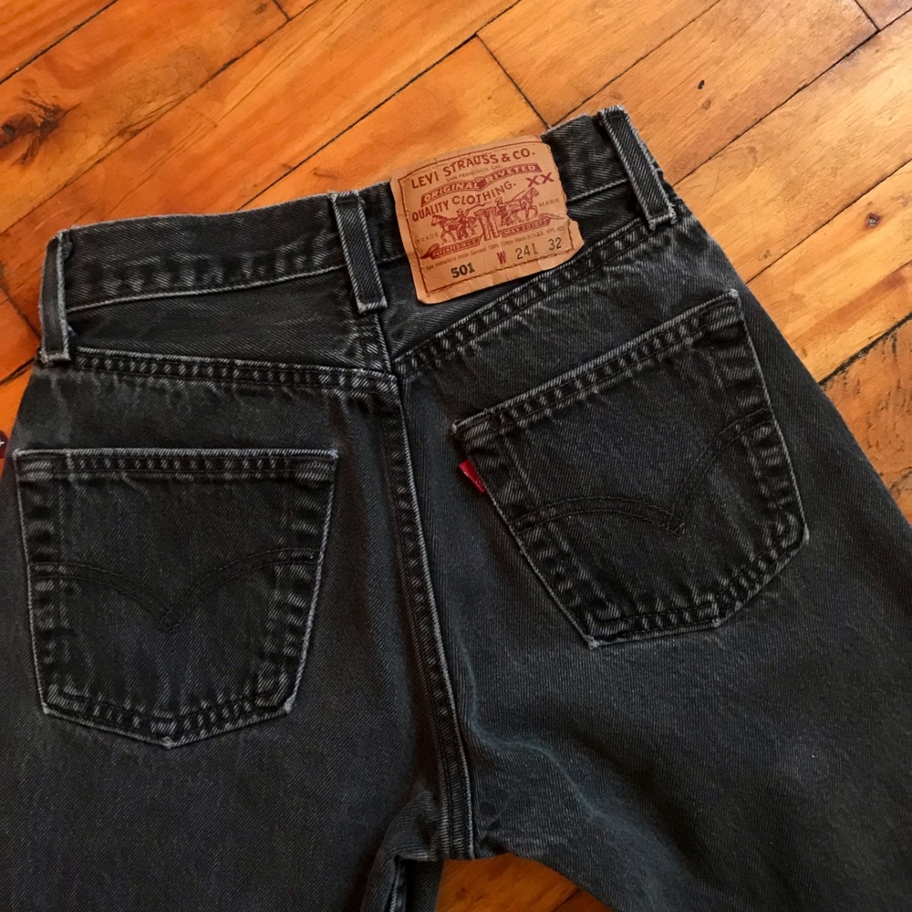 🚫SOLD 🚫 RARE VINTAGE LEVIs 501’s - Picture 4 of 5